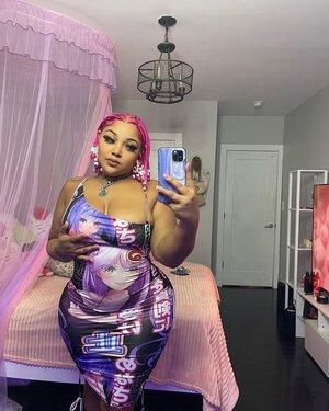 Original 820 px/ 1024 px