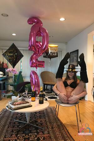 Original 2000 px/ 3000 px