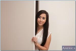 Original 850 px/ 571 px