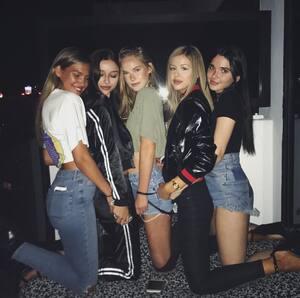 Original 1080 px/ 1073 px