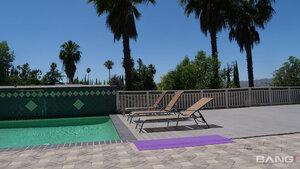 Original 2600 px/ 1464 px