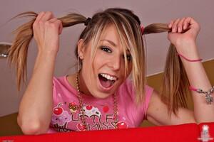 Original 1600 px/ 1068 px