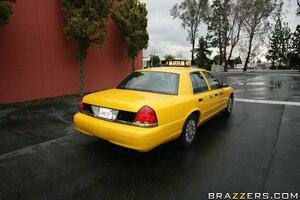 Original 900 px/ 600 px