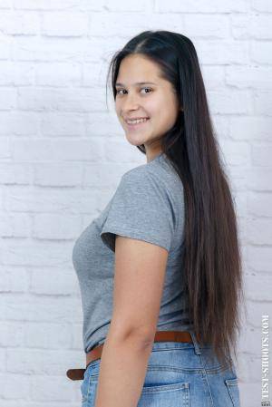 Original 854 px/ 1280 px