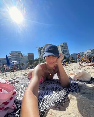 Original 1440 px/ 1800 px