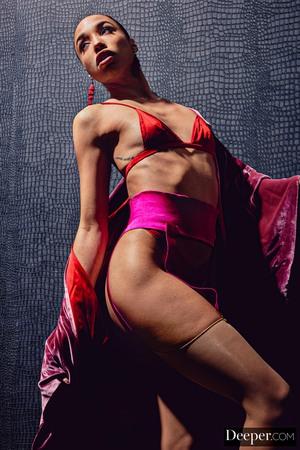 Original 2000 px/ 3000 px