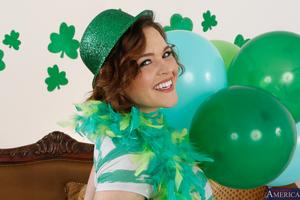 Original 1331 px/ 887 px