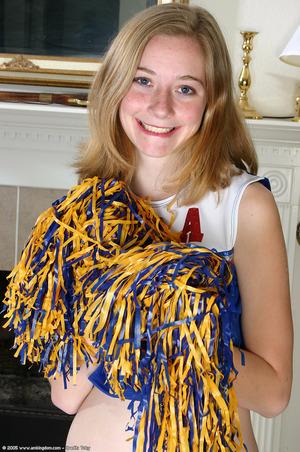 Original 680 px/ 1024 px