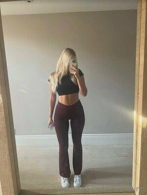 Original 946 px/ 1258 px