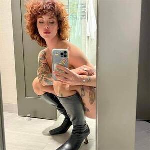 Original 474 px/ 476 px