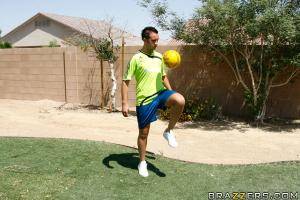 Original 900 px/ 600 px