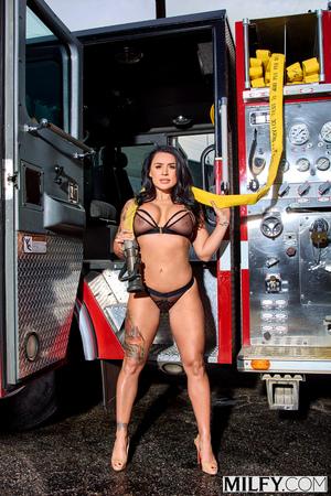 Original 2000 px/ 2999 px