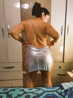 Original 634 px/ 845 px