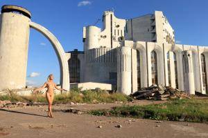 Original 2699 px/ 1800 px