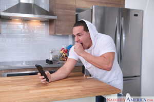 Original 2500 px/ 1667 px