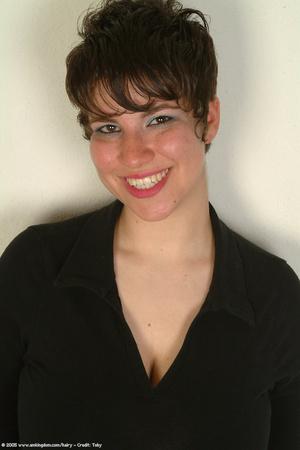 Original 682 px/ 1024 px