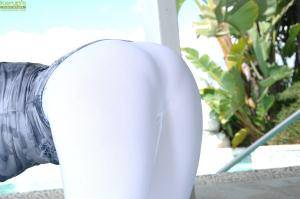 Original 1500 px/ 997 px