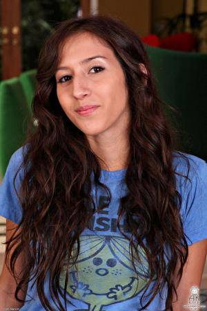 Original 1068 px/ 1600 px