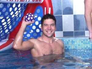 Original 1024 px/ 768 px