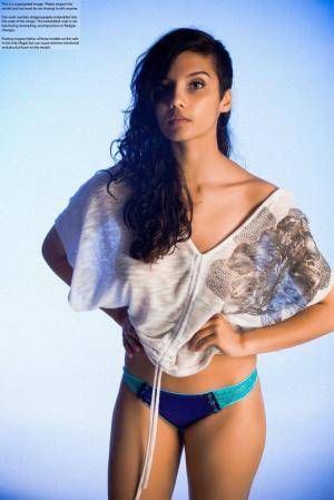 Original 683 px/ 1024 px