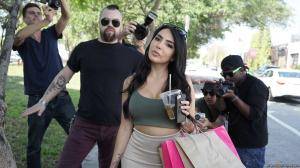 Original 2500 px/ 1406 px