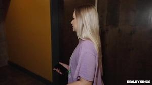 RealityKings Harley King - Fill In and Fill Her 02 Jun_107376380