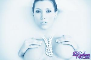 Original 1500 px/ 1000 px