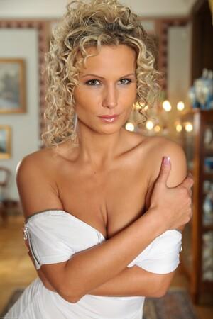 Original 3733 px/ 5600 px