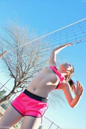 Original 852 px/ 1280 px