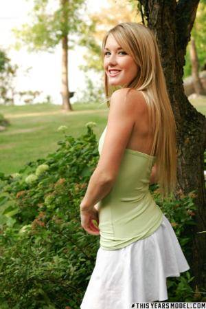 Original 854 px/ 1280 px