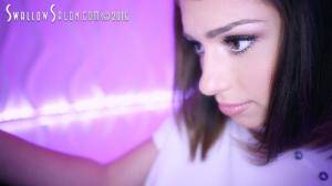 Original 1000 px/ 563 px