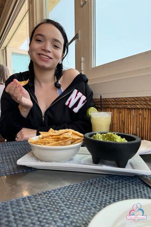 Original 2000 px/ 3000 px