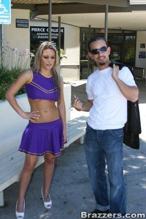 Original 600 px/ 900 px