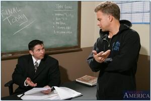 Original 850 px/ 571 px