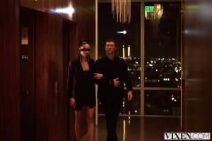 Original 2999 px/ 2000 px