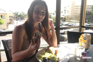 Original 3000 px/ 2000 px