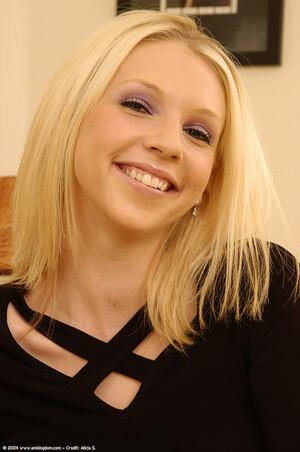 Original 680 px/ 1024 px