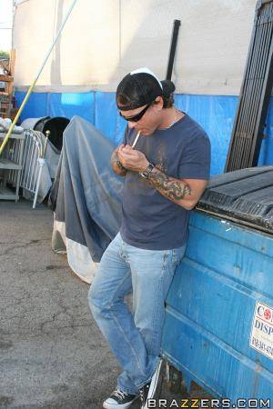 Original 600 px/ 900 px