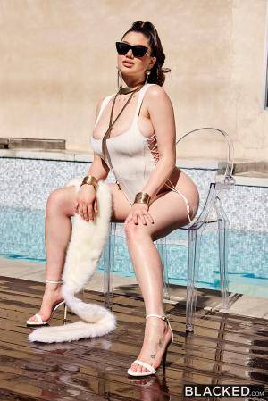 Original 2000 px/ 2999 px