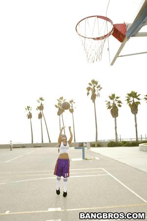 Original 532 px/ 800 px