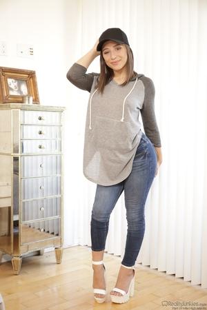 Original 1280 px/ 1920 px