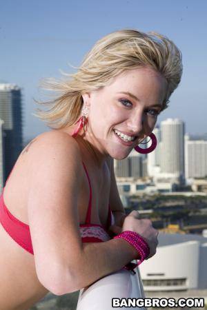 Original 533 px/ 800 px