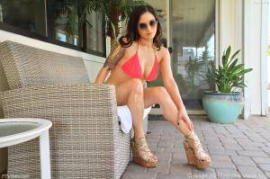 #FTVGirls - Jasmine Poolside Titan Shoot #FTV