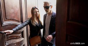 Original 4096 px/ 2160 px