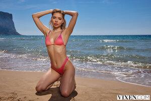 Original 2999 px/ 2000 px