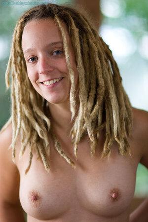 Original 981 px/ 1472 px