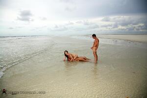 Original 2100 px/ 1399 px