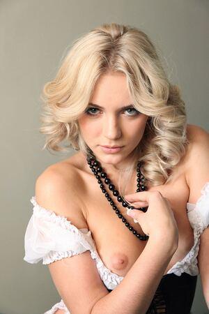 Original 854 px/ 1280 px