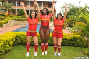 Original 2000 px/ 1328 px