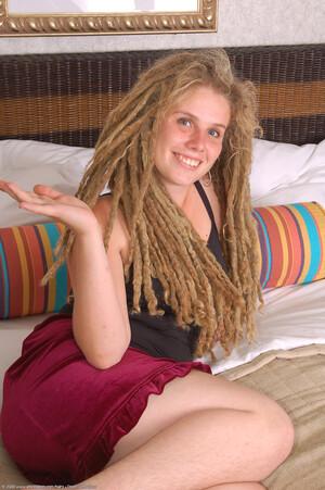 Original 1021 px/ 1536 px